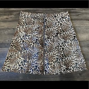 Beginning Boutique Leopard Faux Leather Skirt Size Large